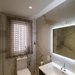 Modern 3 Bedroom In Apartament Luqa