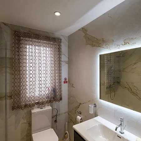 Modern 3 Bedroom In Lejlighed Luqa
